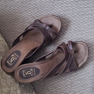 Brown Wedges
